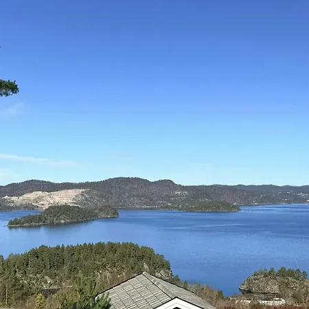 Modern With Panoramic Views Near Kragero * Stabbestad